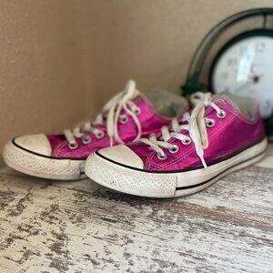 Converse All Stars Low Top Metallic Pink Chuck Taylors M5/W7 Barbiecore